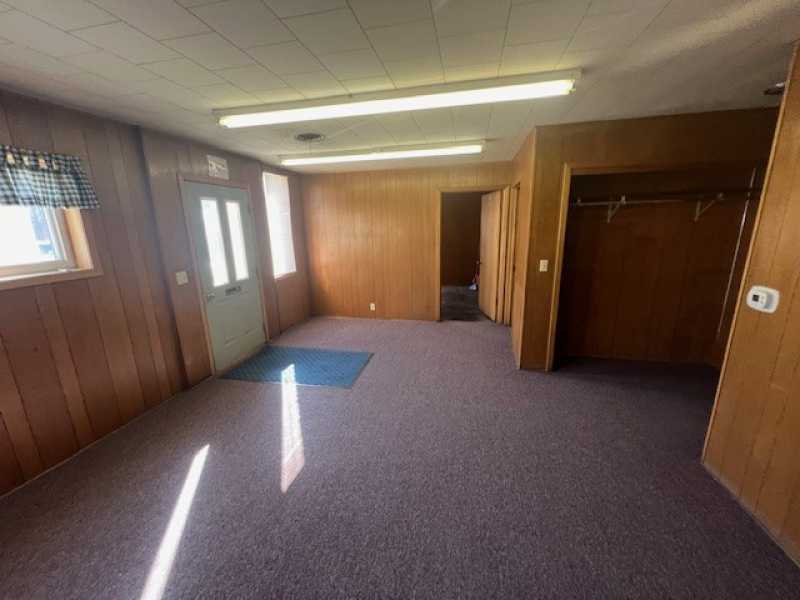 211 E Washington Ave Red Oak, Rubey Realty